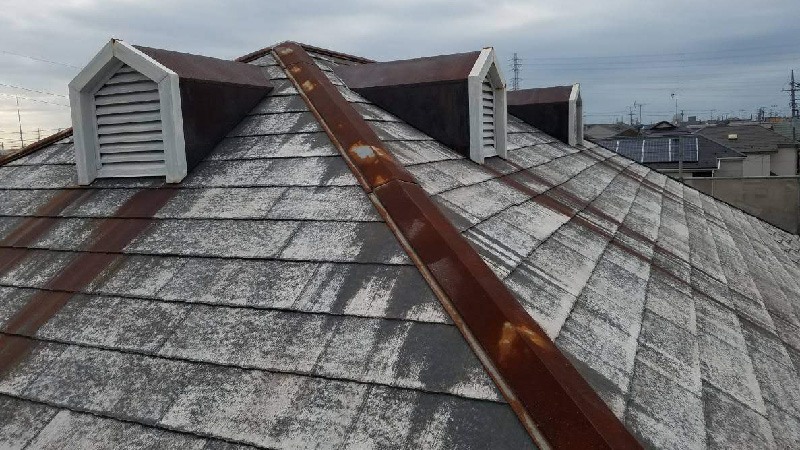 屋根の高圧洗浄後の様子
