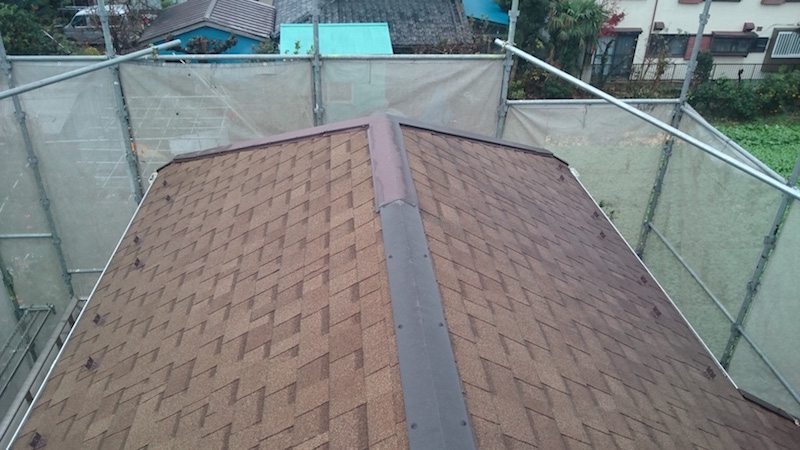 アスファルトシングル屋根の屋根塗装前の様子