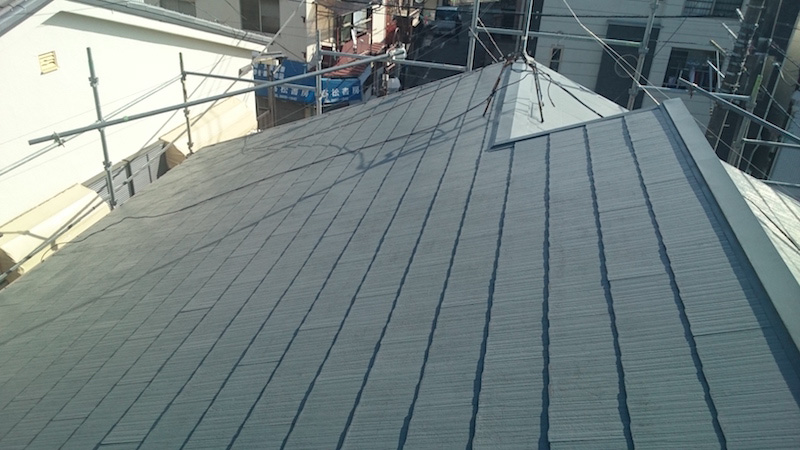 屋根カバー工法の施工前の様子