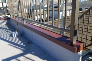 松戸市の屋上の手摺の交換・ドレン補修工事