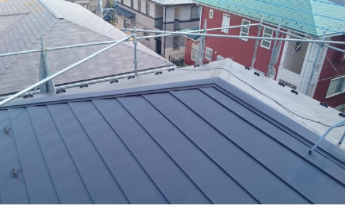 川口市の屋根カバー工法の施工事例