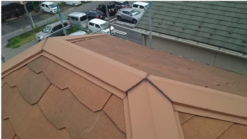越谷市の屋根塗装の施工前の様子
