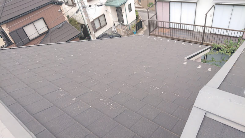 稲毛区の屋根のカバー工法の施工前の様子