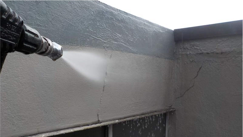 東京都大田区の屋上防水工事の高圧洗浄