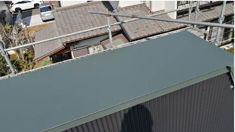 船橋市の屋根の葺き替え工事の施工後の様子