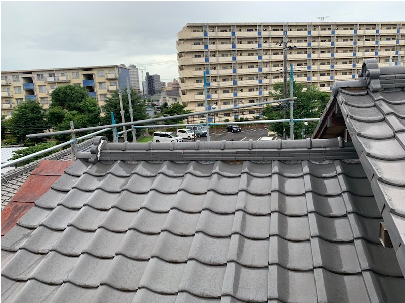 千葉県緑区の屋根葺き替え工事の施工前の様子