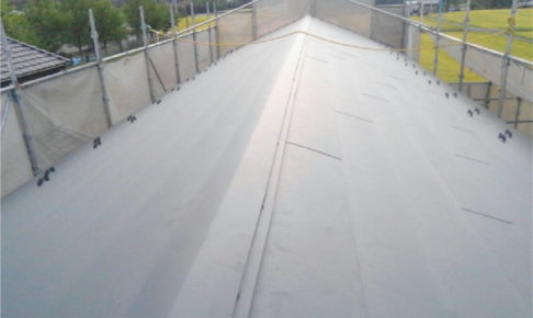 君津市の屋根カバー工法の施工事例