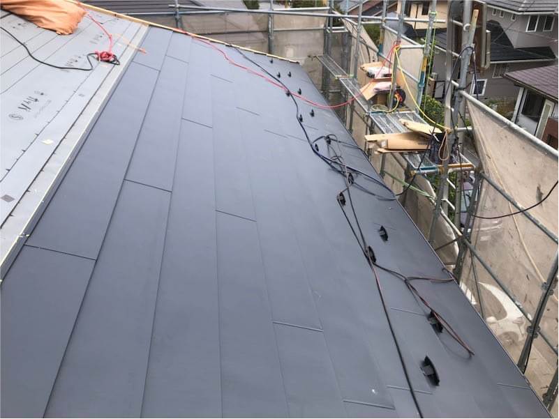 市原市の屋根リフォームのガルバリウム鋼板の施工