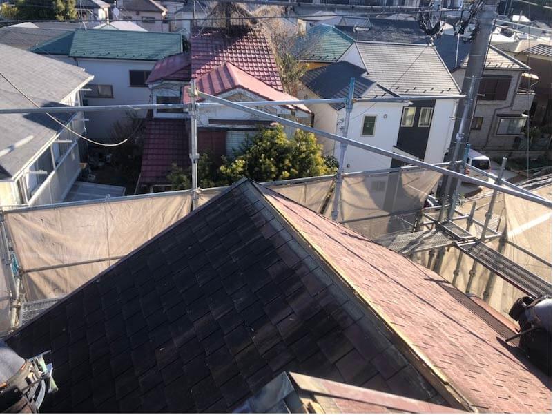 松戸市の屋根カバー工法の棟板金の撤去