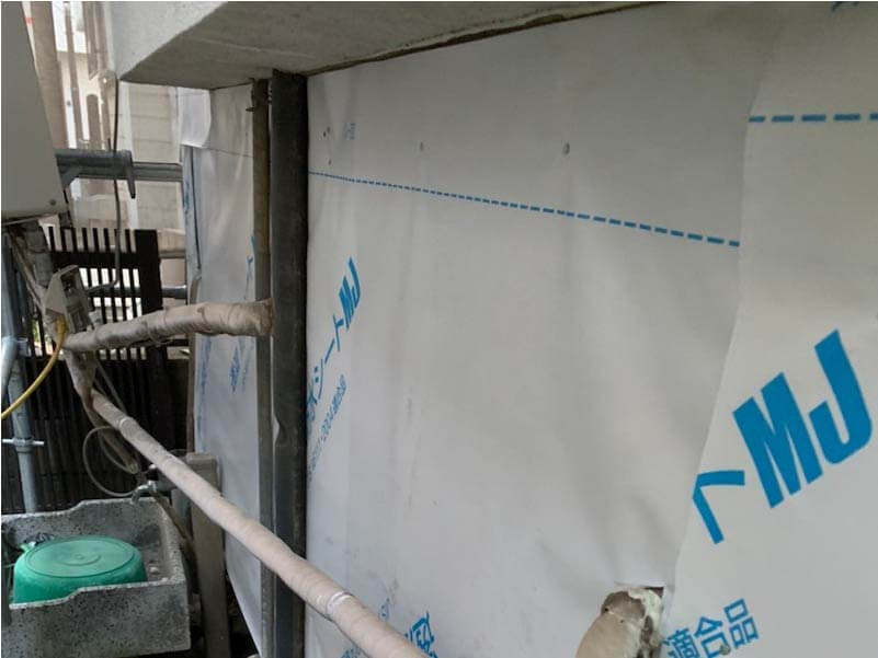 蕨市のサイディング工事の防水シートの設置