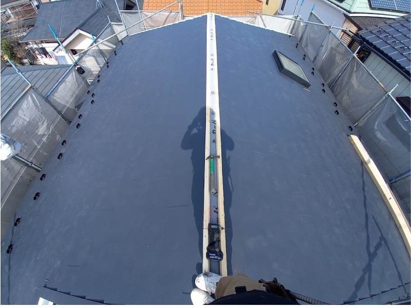 松戸市の屋根リフォームのカバー工法の施工