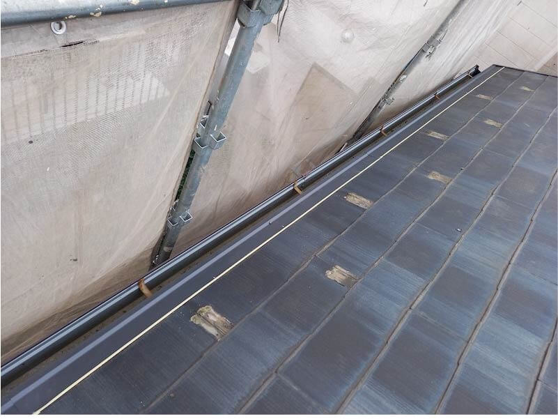 松戸市の屋根リフォームの棟板金の撤去解体