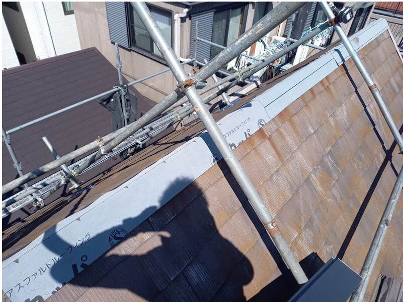 川崎市の屋根修理の防水シートの設置