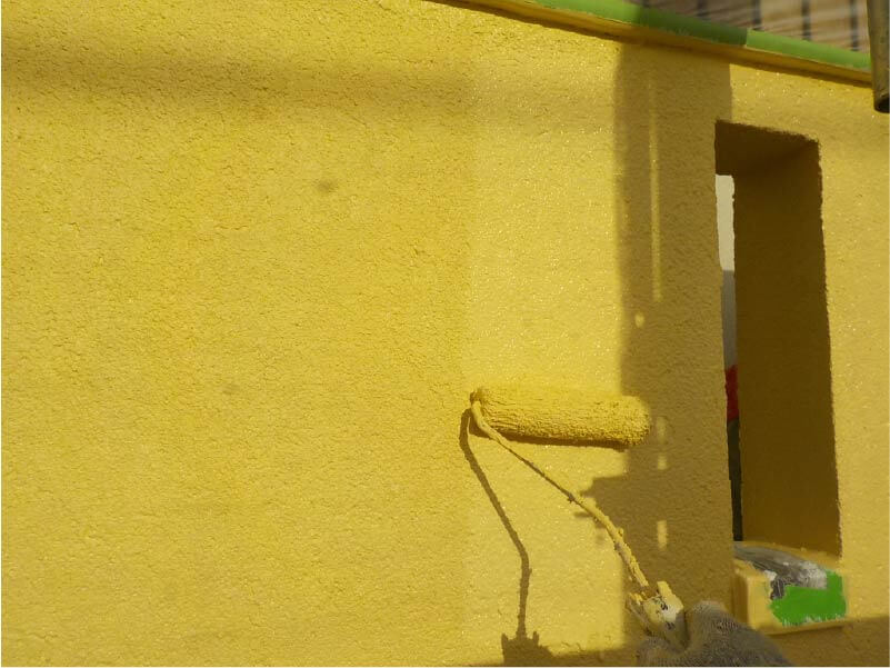 大田区の外壁塗装の上塗り