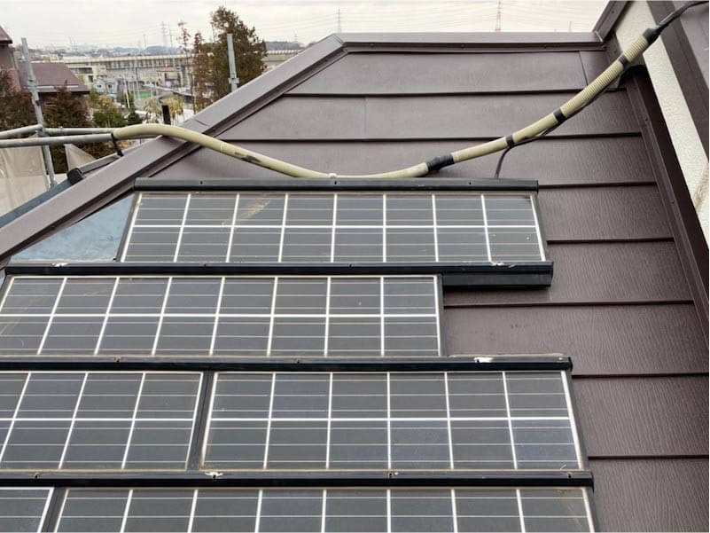 藤沢市の屋根リフォームの太陽光パネルの設置