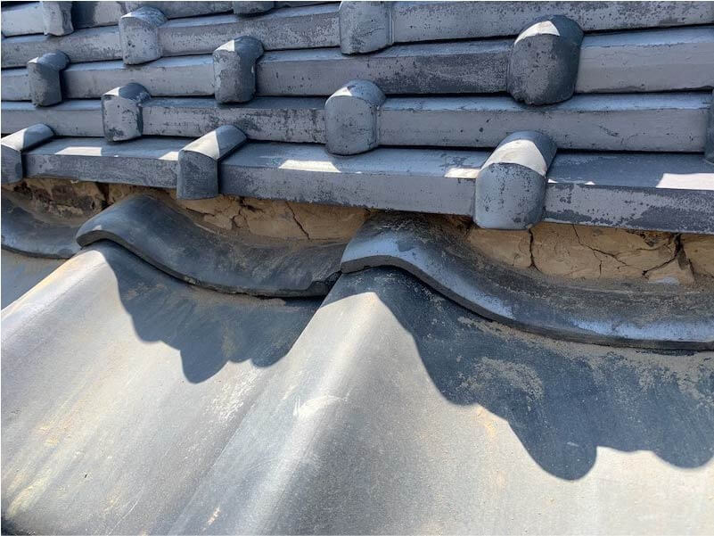 市川市の屋根修理の漆喰の補修工事
