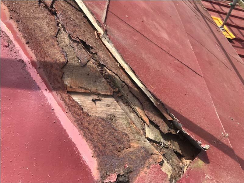 長南町の屋根リフォームの棟板金の撤去
