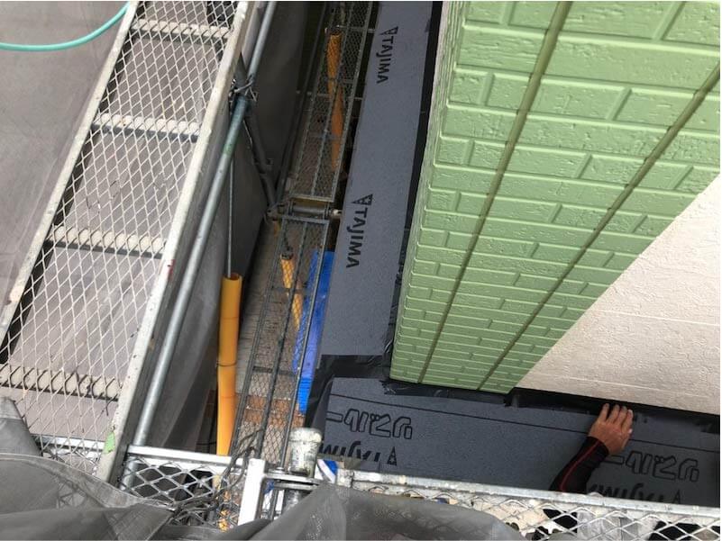 松戸市の屋根リフォームの防水シートの設置