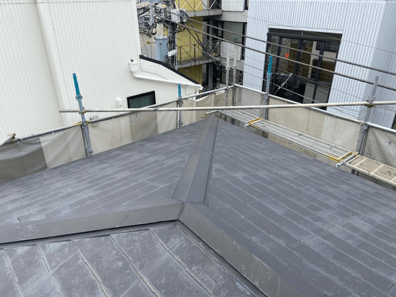 新宿区の屋根リフォームの施工前の様子
