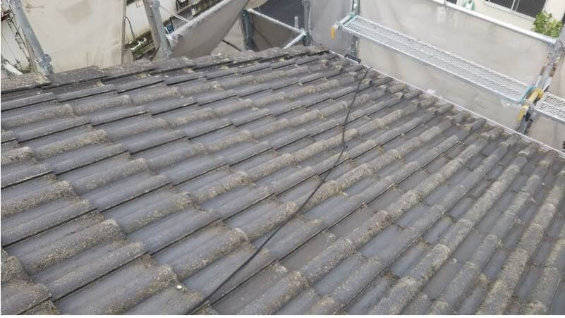 鎌ヶ谷市の屋根葺き替え工事の施工前の様子