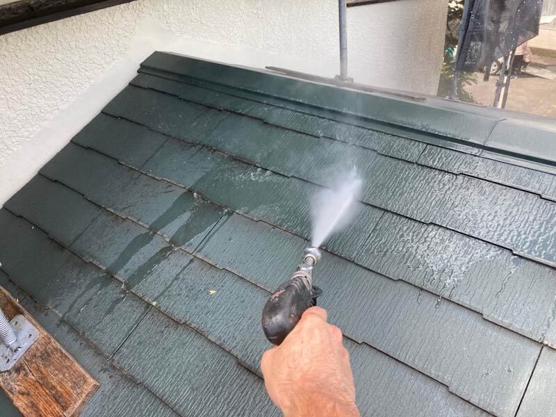相模原市の屋根塗装の高圧洗浄