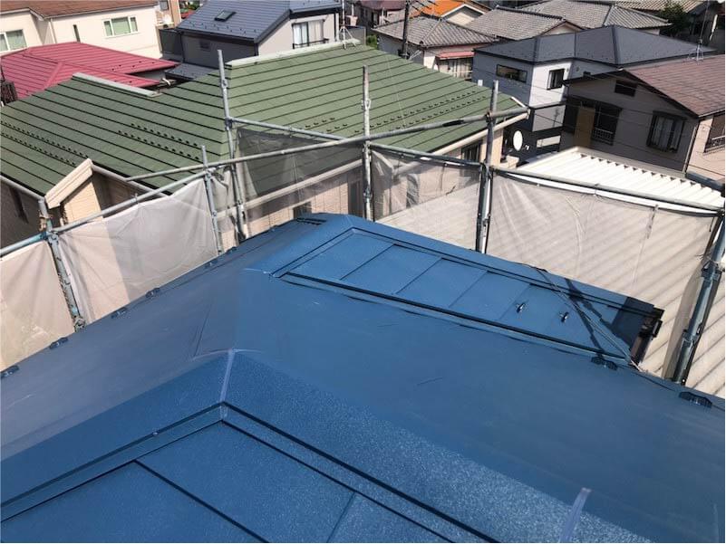 千葉県船橋市の屋根リフォームの屋根材の施工後の様子
