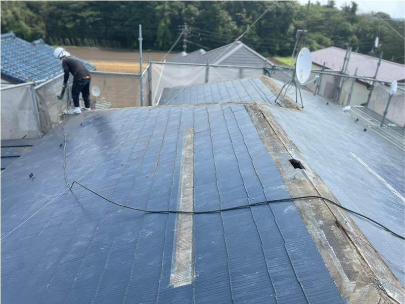藤沢市の屋根リフォームの棟の解体