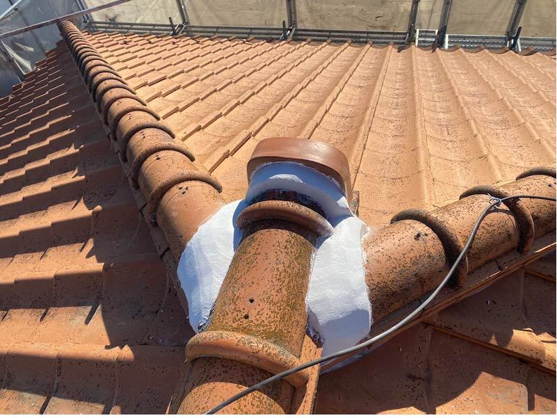 越谷市の屋根塗装の漆喰の補修