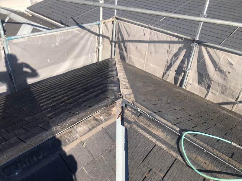 墨田区の屋根リフォームの棟板金の撤去