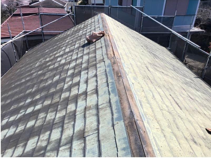 厚木市の屋根リフォームの棟板金の撤去