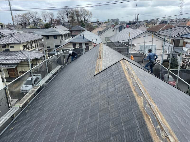 三鷹市の屋根リフォームの棟板金の撤去