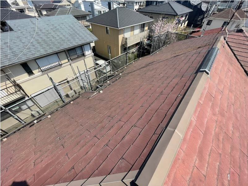 横浜市の屋根リフォームの施工前の様子
