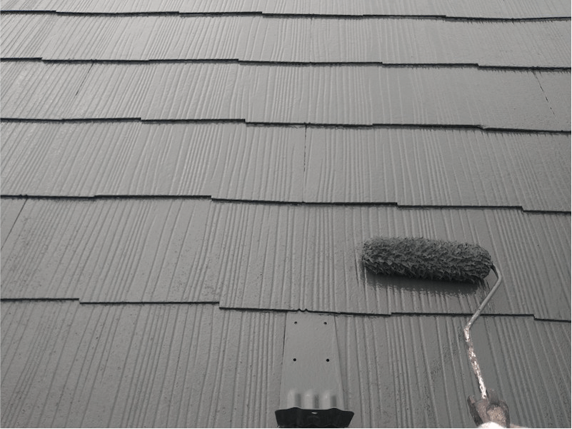 市川市の屋根塗装の上塗り