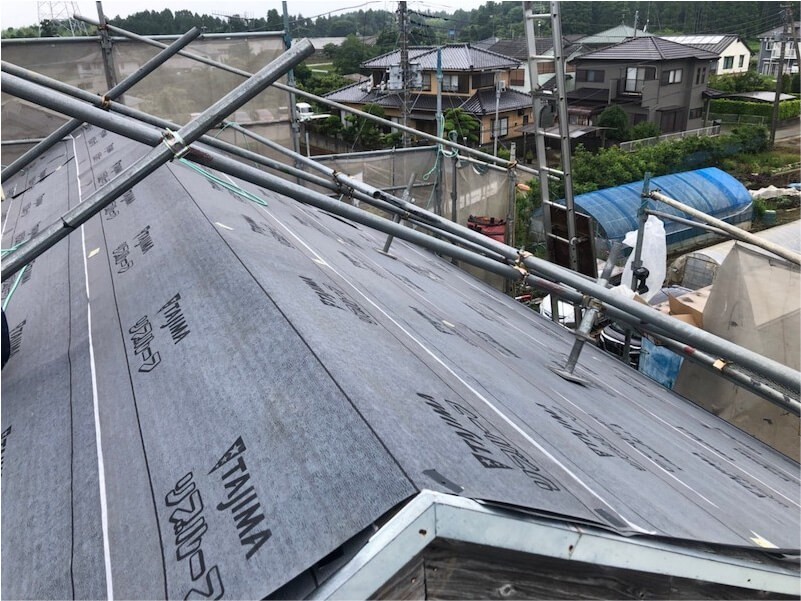 多古町の屋根リフォームの防水シートの設置