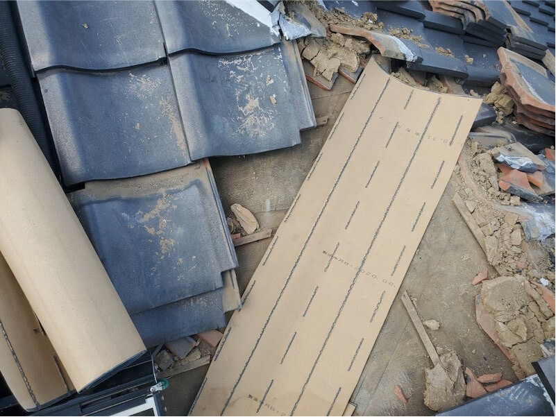 松戸市の屋根修理の谷樋の交換