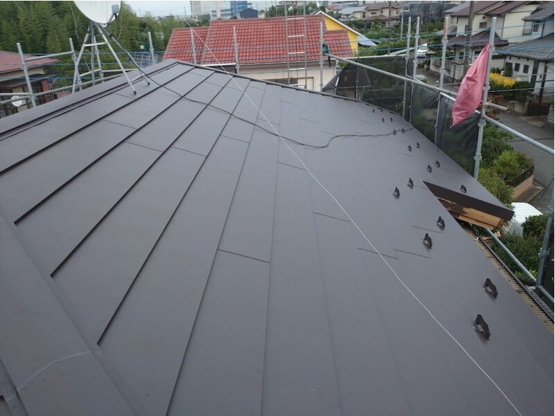 印西市の屋根吹き替え工事の施工後の様子