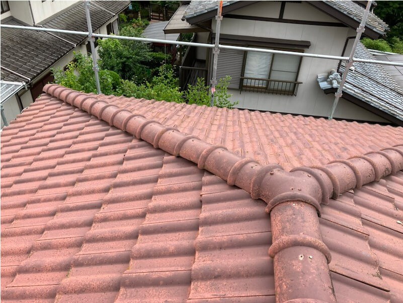 印西市の屋根吹き替え工事の施工前の様子