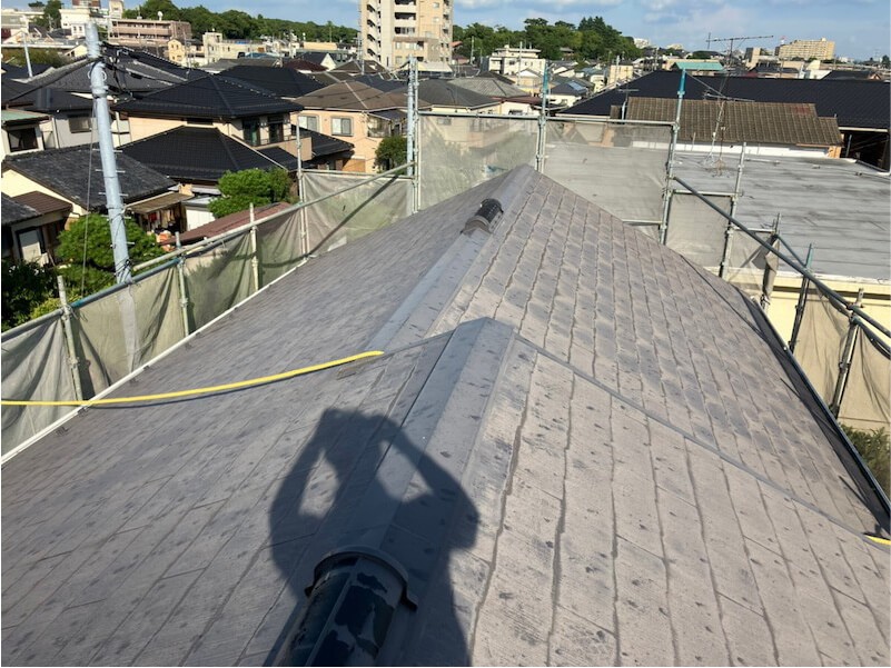 市川市の屋根塗装の施工前の様子