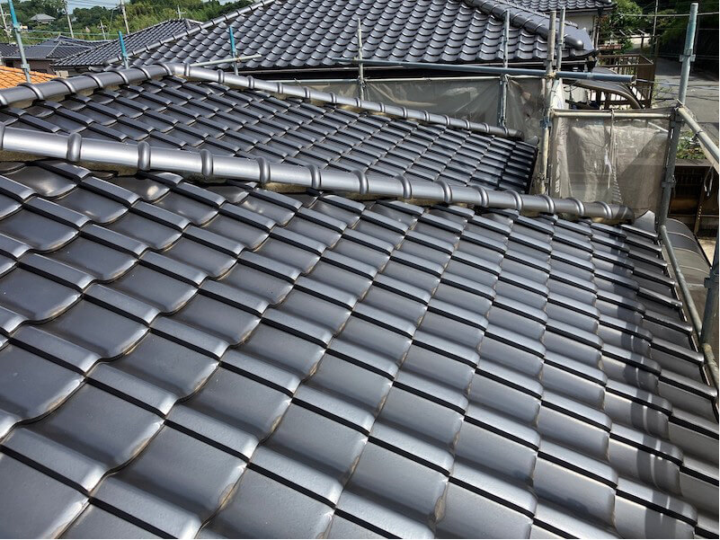 山武市の屋根の棟の取り直し工事の施工前の様子