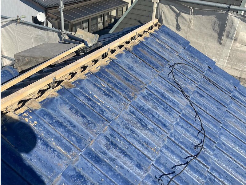 野田市の屋根塗装の南蛮漆喰の設置