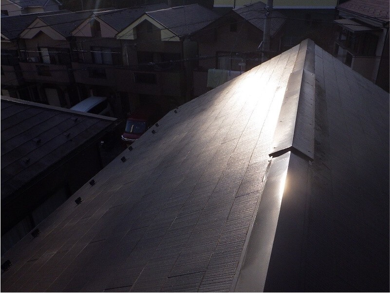 横浜市の屋根リフォームの施工前の様子