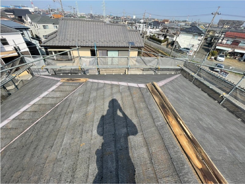 船橋市の屋根塗装の棟板金の交換工事