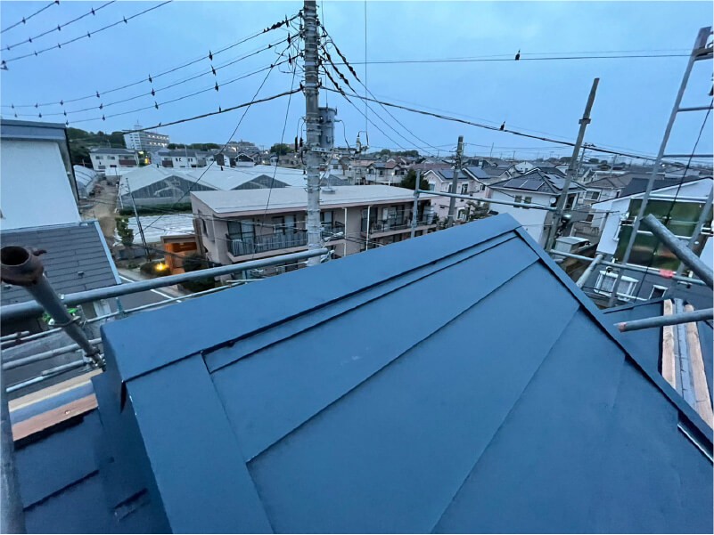 船橋市の屋根葺き替え工事の施工後の様子
