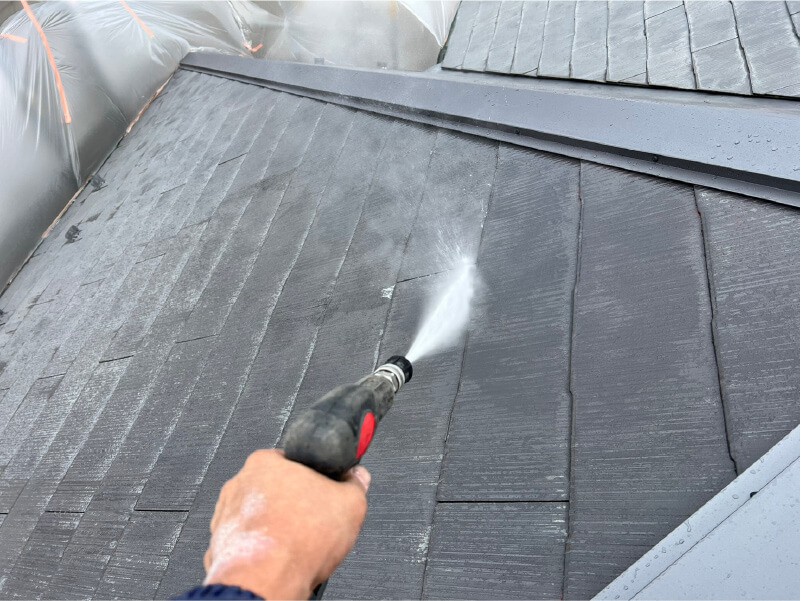 練馬区の屋根塗装工事の高圧洗浄