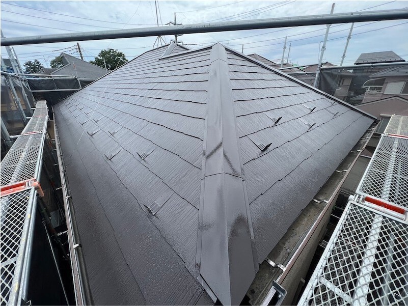 富士見市の屋根塗装工事の施工後の様子
