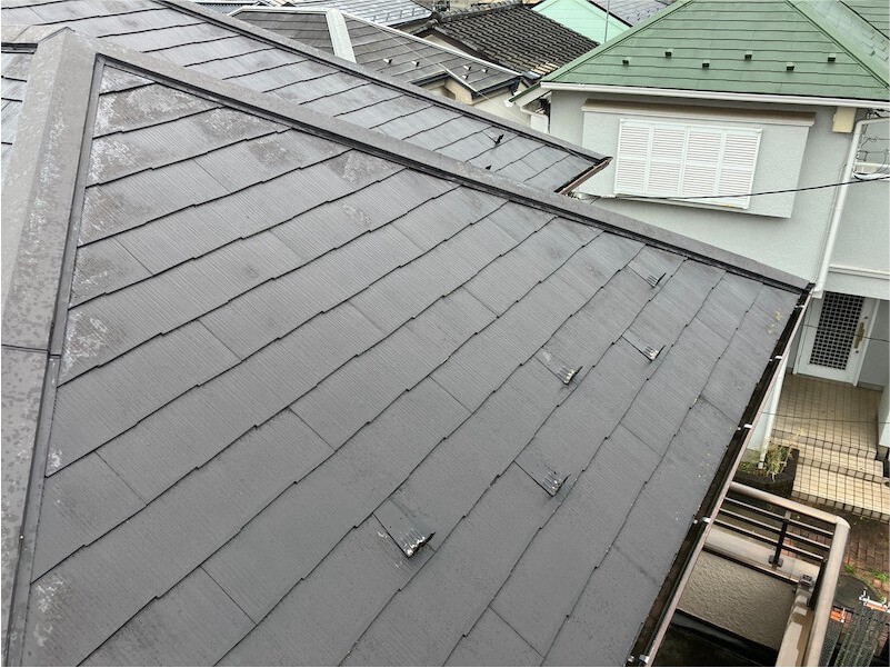 富士見市の屋根塗装工事の施工前の様子