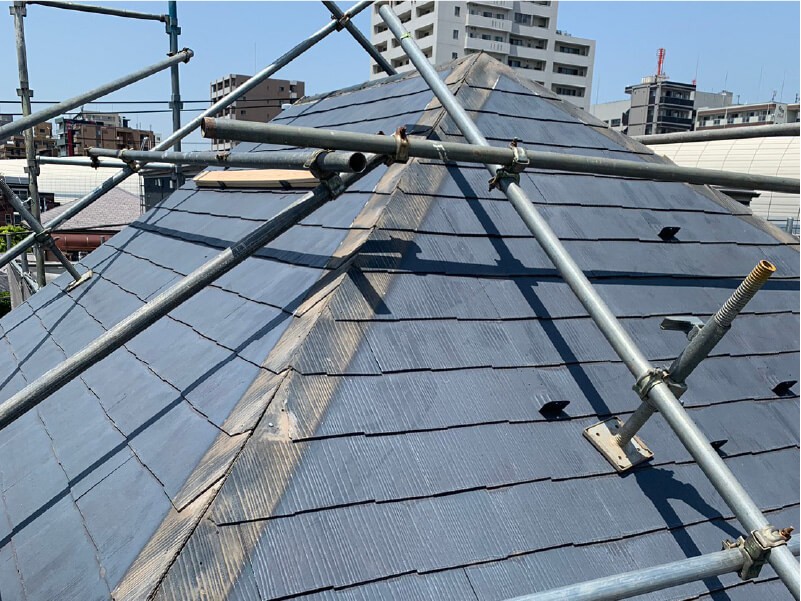 船橋市の屋根修理の棟板金の撤去