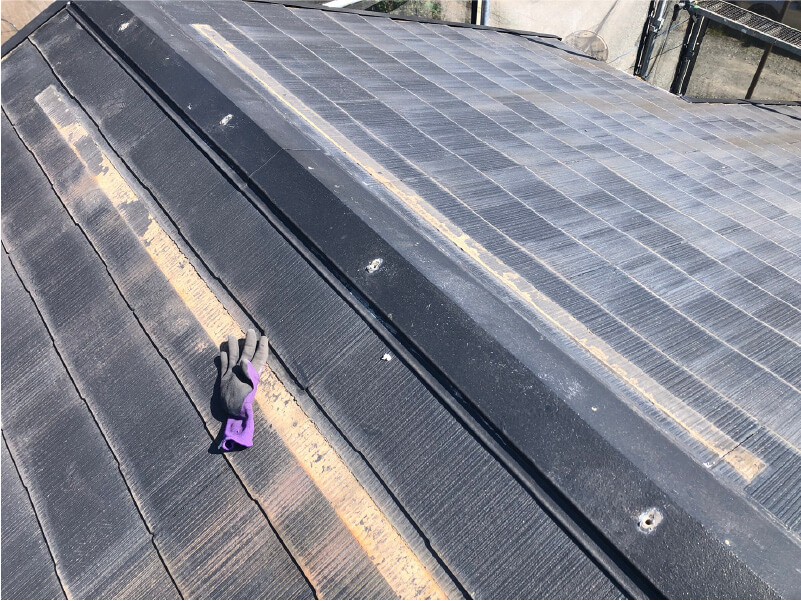 秦野市の屋根塗装の施工前の様子