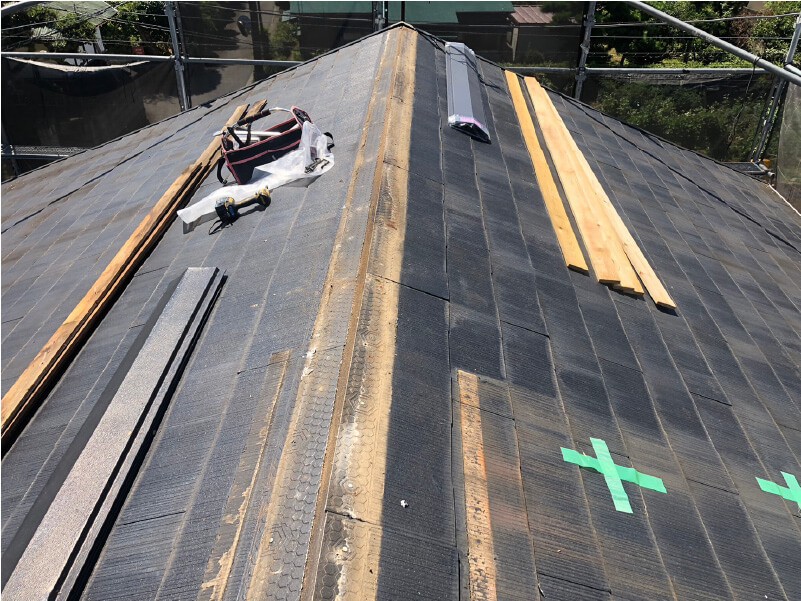 秦野市の屋根塗装の棟板金の撤去
