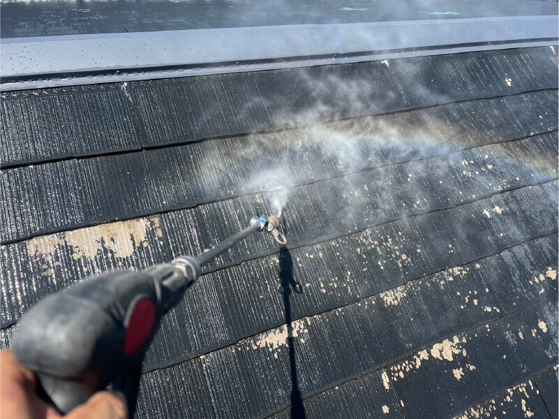 秦野市の屋根塗装の高圧洗浄